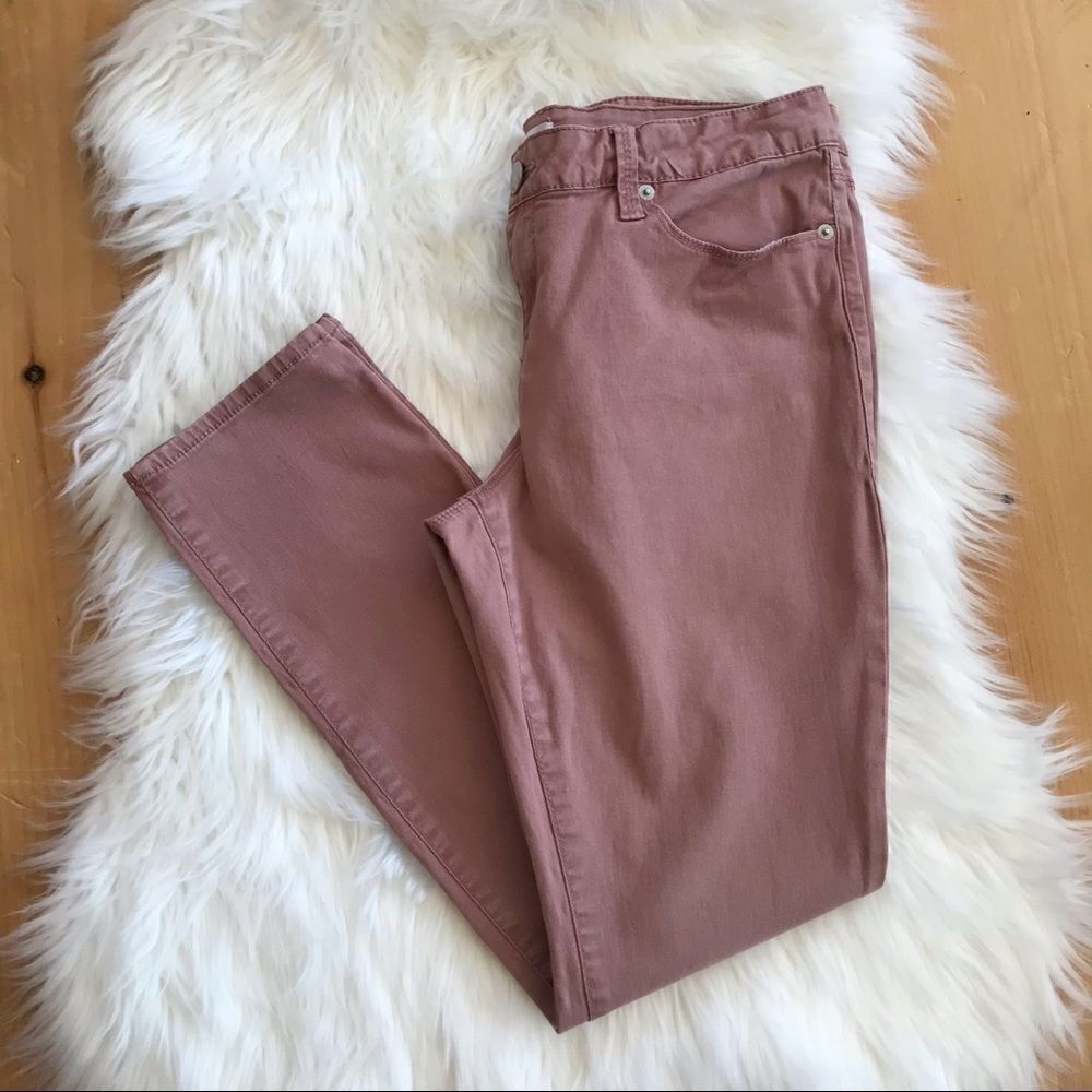 No Boundaries 5 pocket style skinny jeans